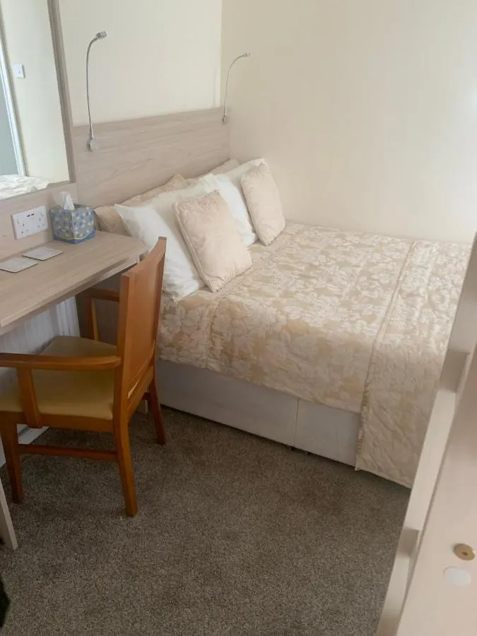 Bed & Breakfast The Stafford B&B Blackpool United Kingdom